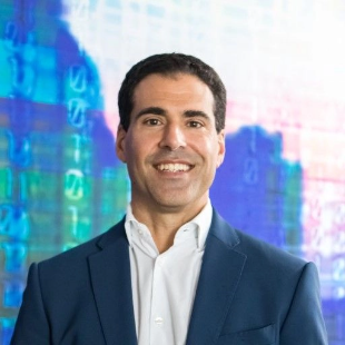 Alex Santos Headshot